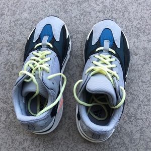 Yeezy 700 wave runner